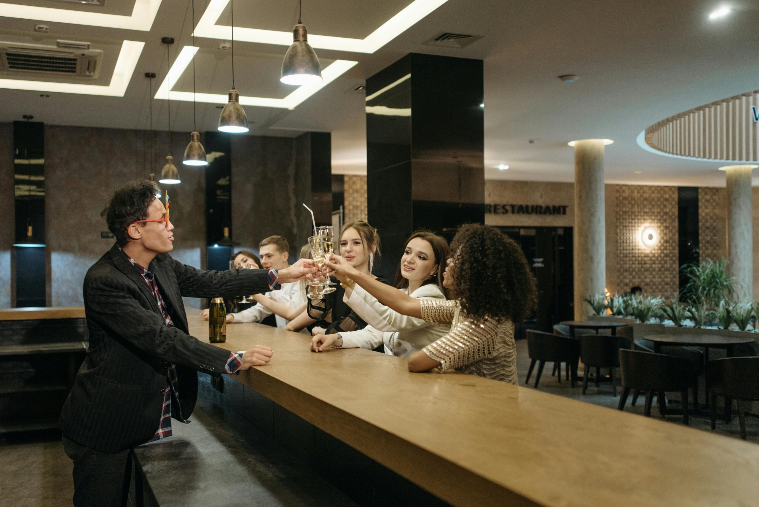 5 Best Wine Bars in Ginza: A Sommelier’s Honest Recommendations